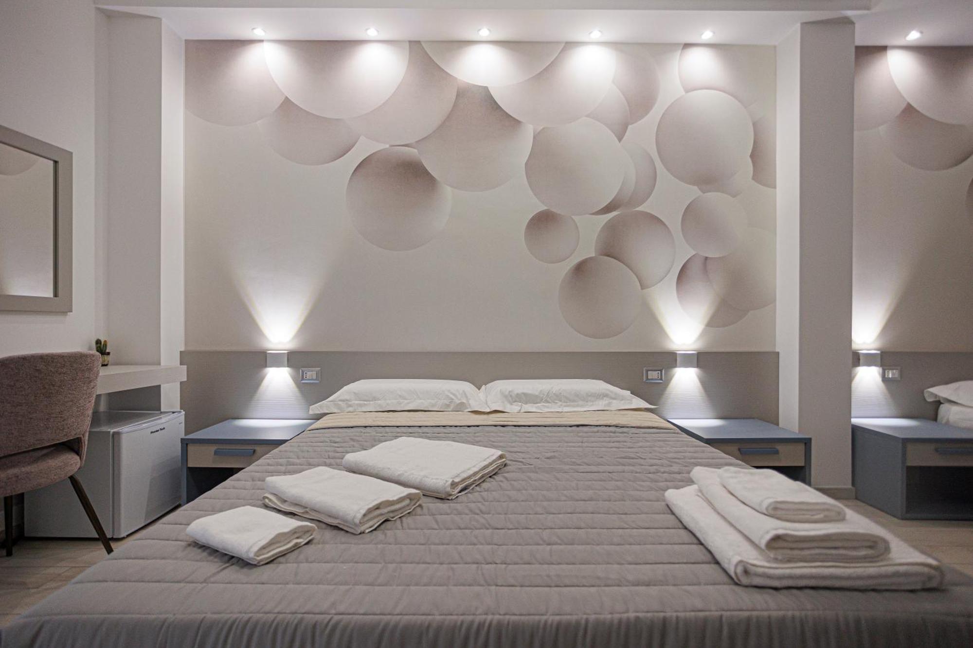 Monia Rooms&Hospitality เปียซซา อาร์เมรีนา ภายนอก รูปภาพ