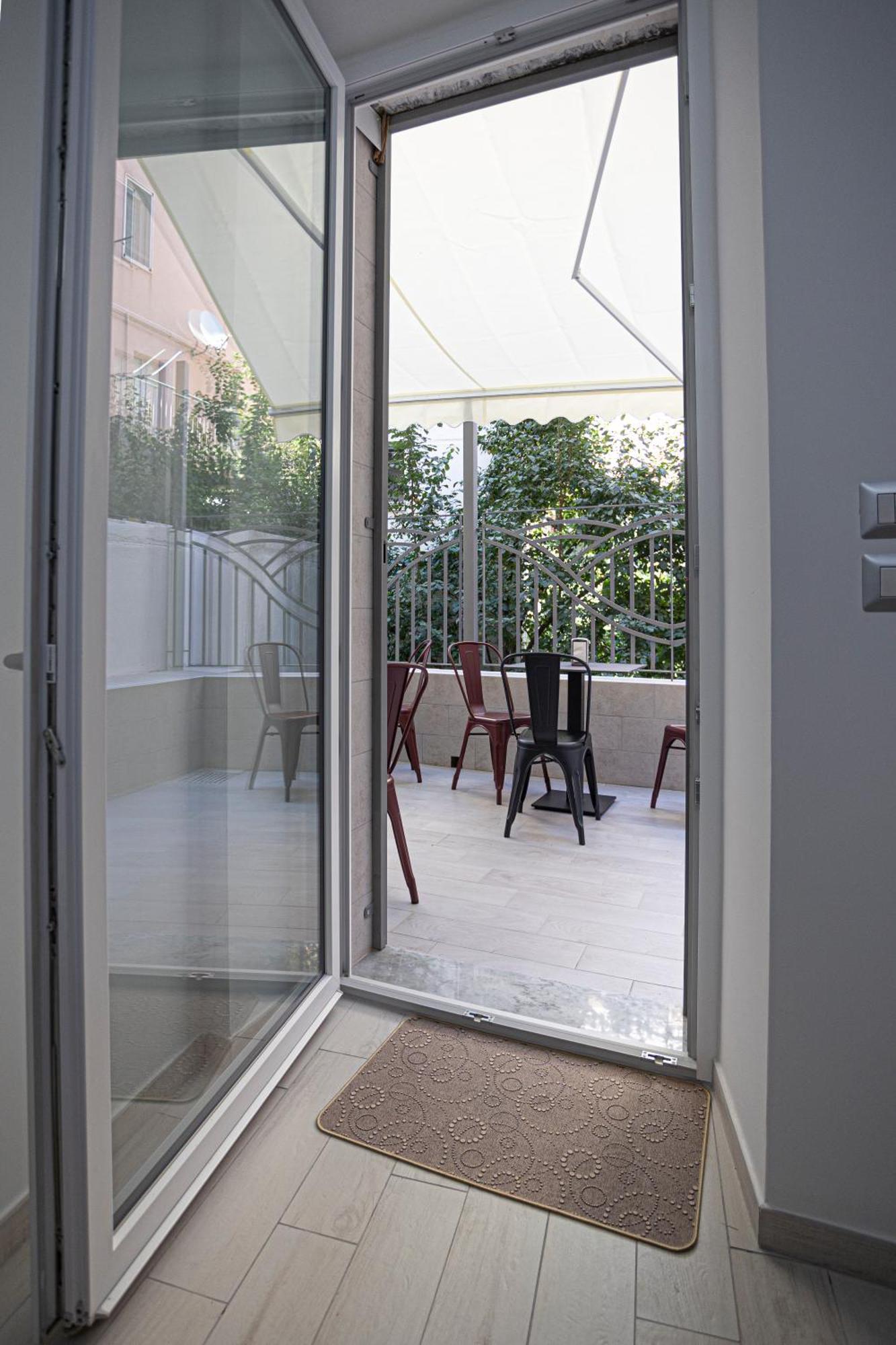Monia Rooms&Hospitality เปียซซา อาร์เมรีนา ภายนอก รูปภาพ