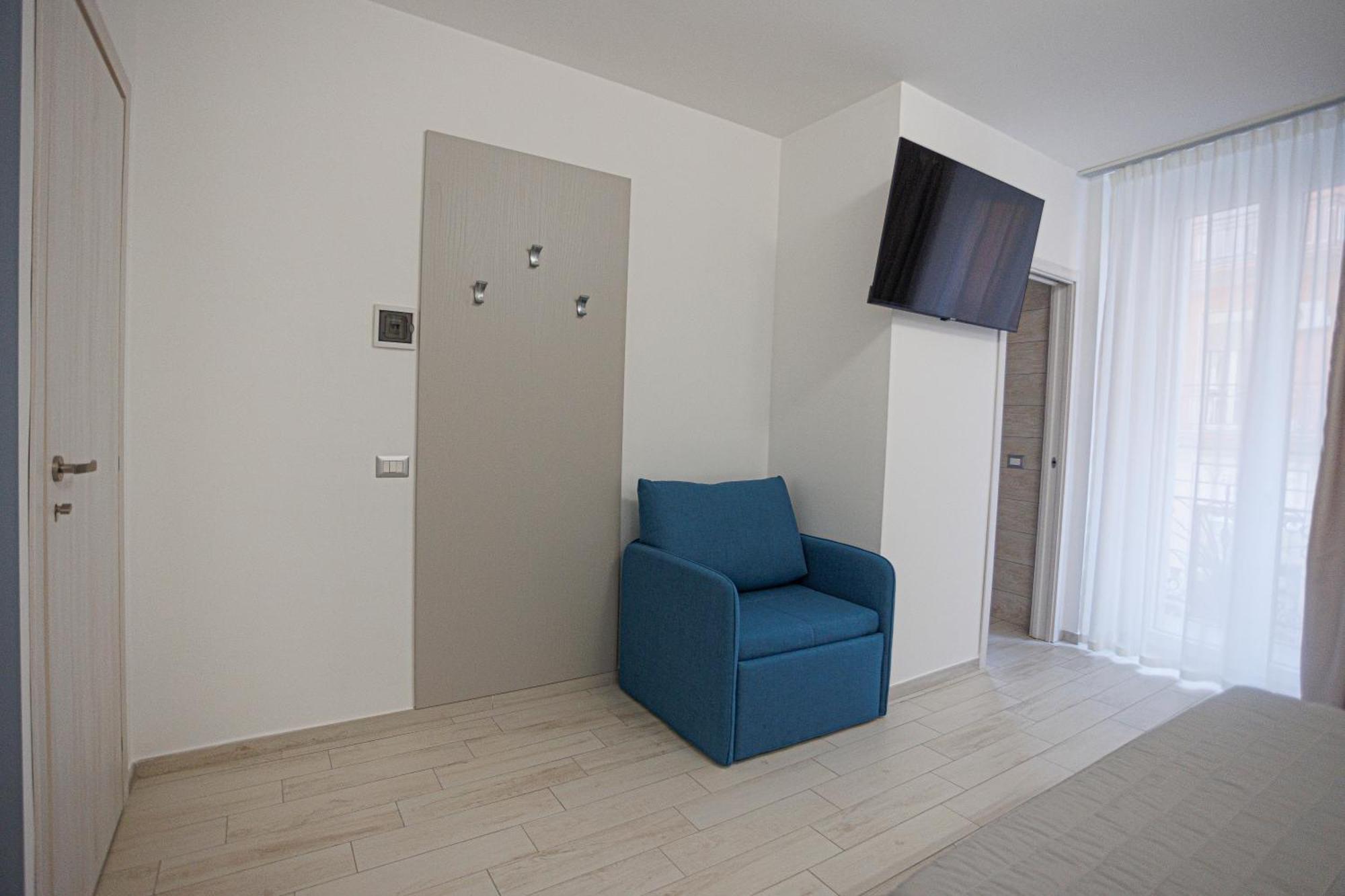 Monia Rooms&Hospitality เปียซซา อาร์เมรีนา ภายนอก รูปภาพ