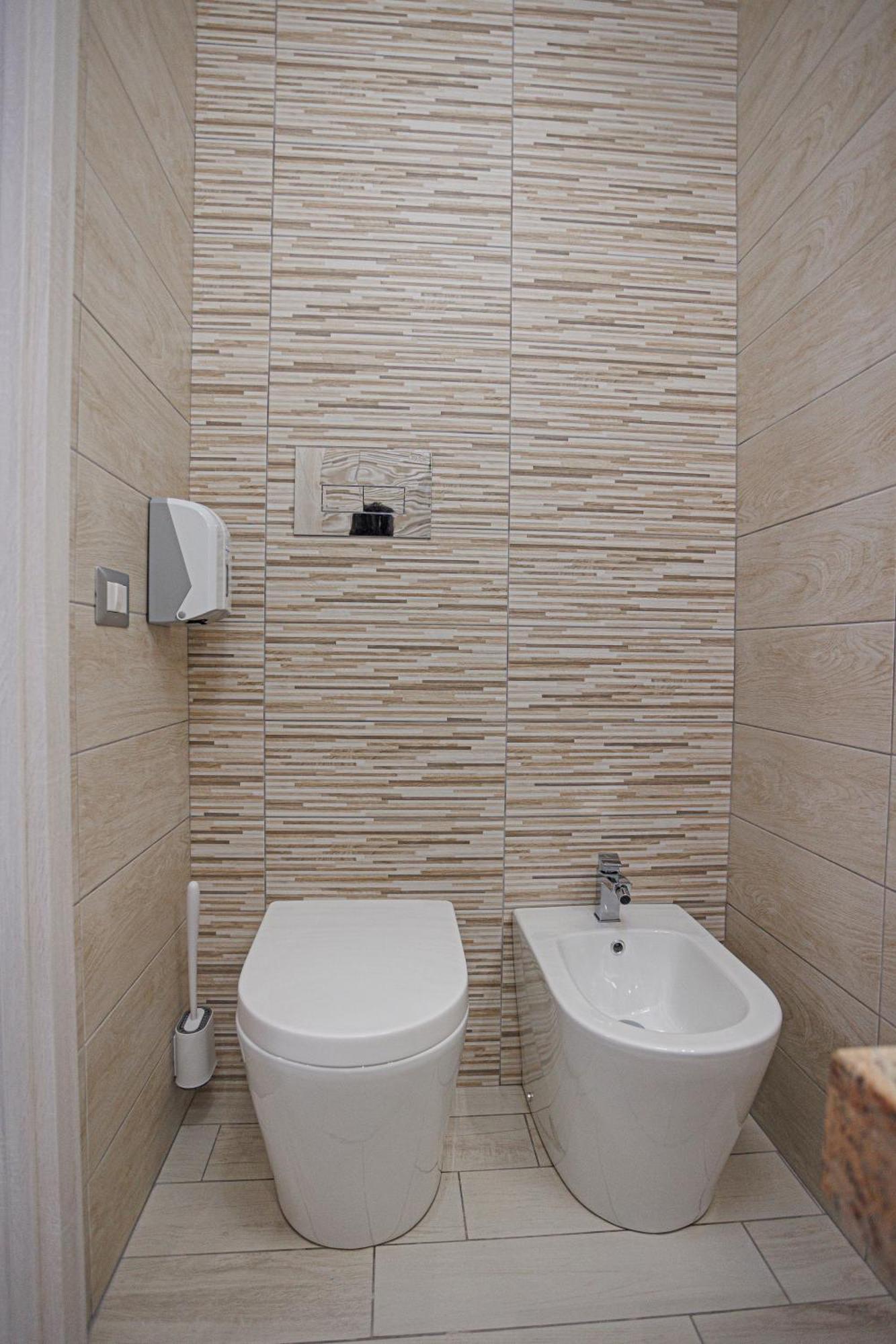 Monia Rooms&Hospitality เปียซซา อาร์เมรีนา ภายนอก รูปภาพ